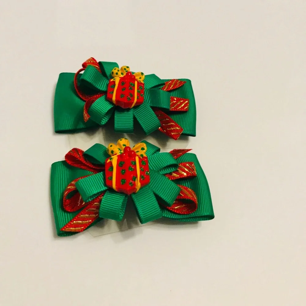 Christmas theme 2 kids hair clip Christmas bows vintage handcrafted rare unique